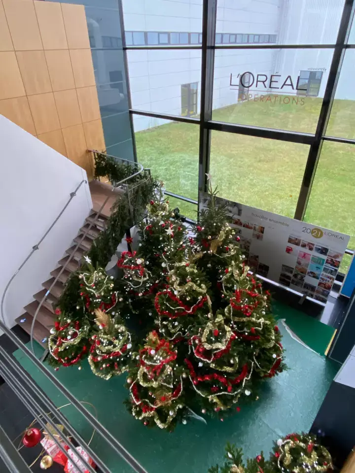 Décoration de noel pour un site de production